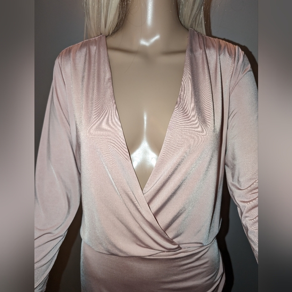 Lovers&friends REVOLVE Dress. Sexy Blush Pink/Nude. Size Medium - Picture 2 of 7